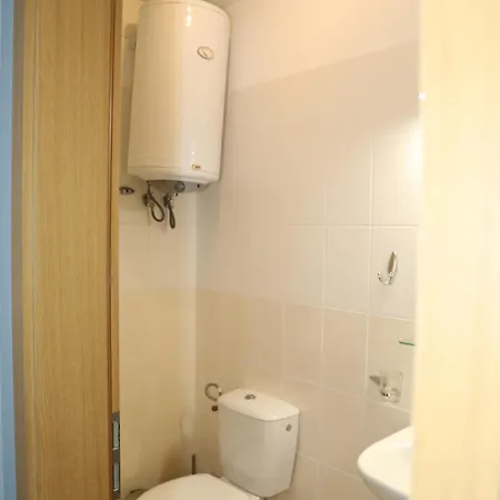 Апартамент Luxury First Line With Pool And Sea View In Complex Oazis