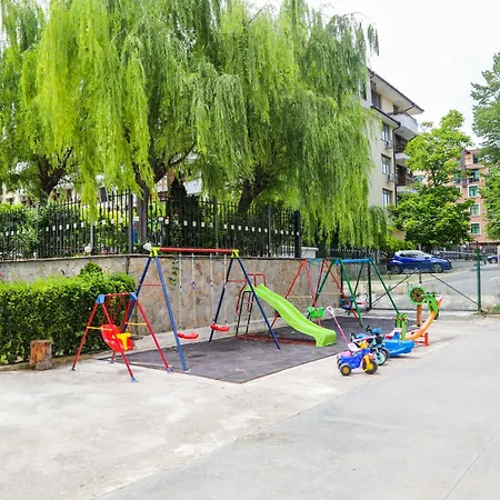 Апартамент Luxury First Line With Pool And Sea View In Complex Oazis Равда
