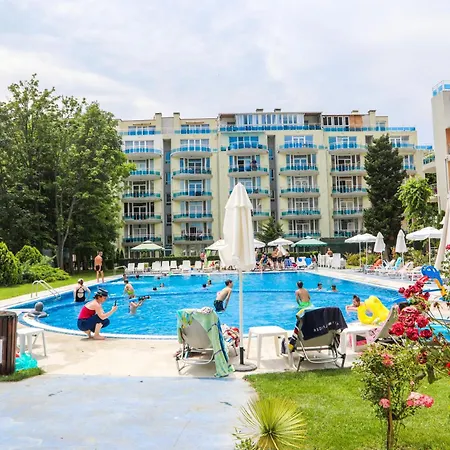 Luxury First Line With Pool And Sea View In Complex Oazis * Равда