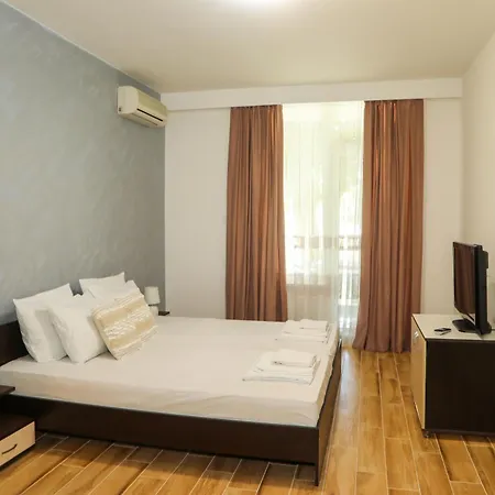 Luxury First Line With Pool And Sea View In Complex Oazis Daire *