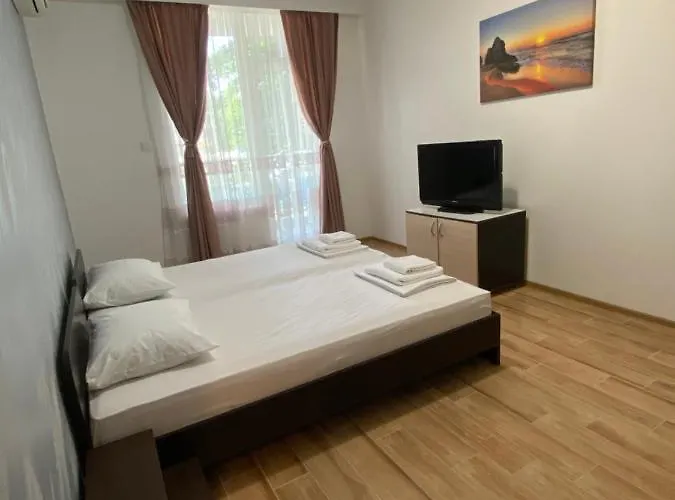 Luxury First Line With Pool And Sea View In Complex Oazis Apartament