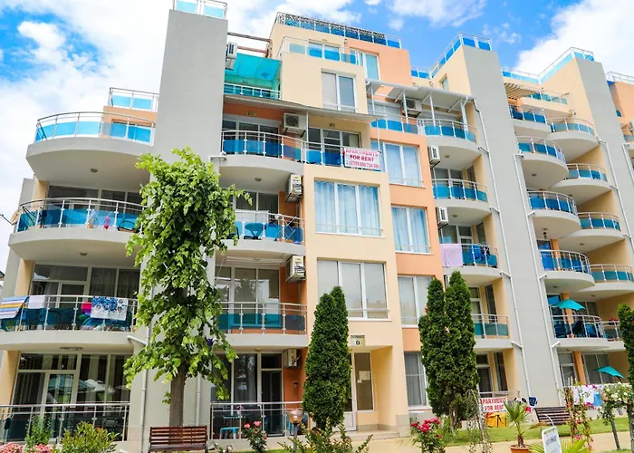 Luxury First Line With Pool And Sea View In Complex Oazis Apartament Ravda