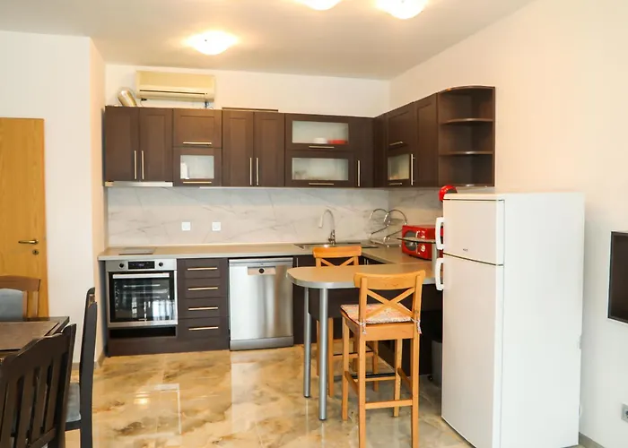 Apartament Luxury First Line With Pool And Sea View In Complex Oazis